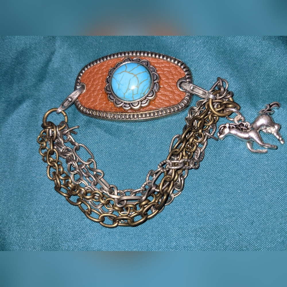 Bracelet